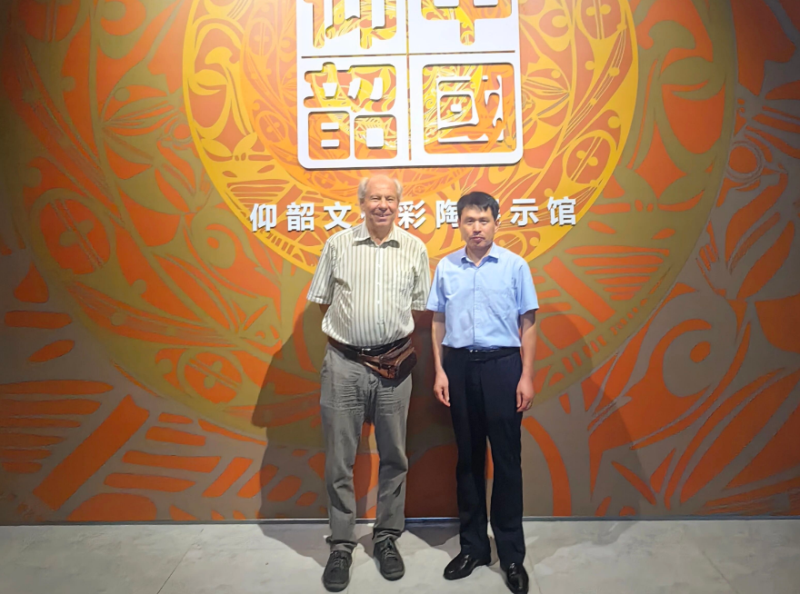 德中學(xué)者仰韶“尋源”：走進(jìn)仰韶文化圣地，探秘千年彩陶技藝